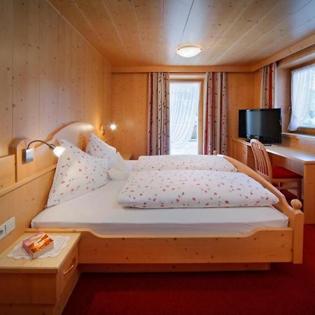 Gasthof Pension Innerhutt Пфельдерс Экстерьер фото